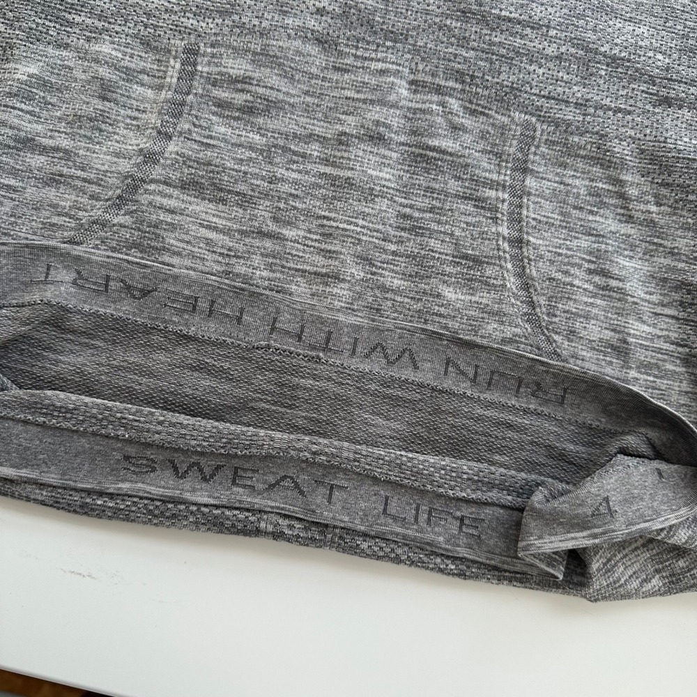 Lululemon Women's Swiftly Tech Racerback Tank Top Grey Heather Size 4 - Picture 2 of 6